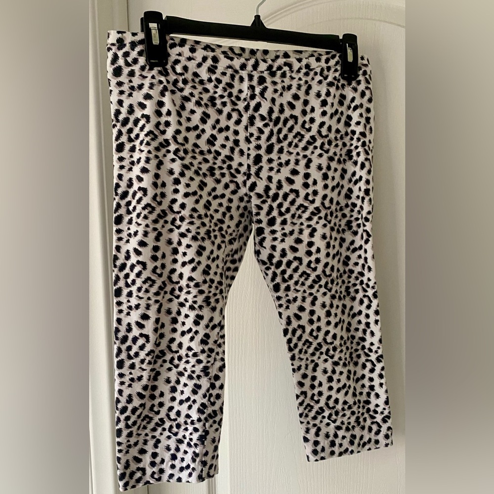 Leopard Print Capri Leggings